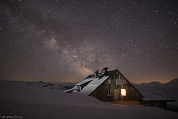 Lodge Krippenstein Nachthimmel